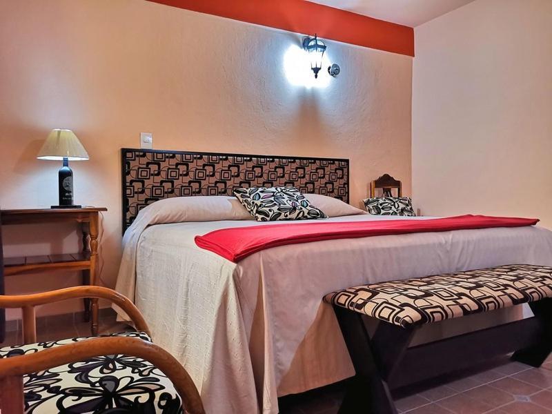 Hotel Casa Pellegrin Merida Bagian luar foto